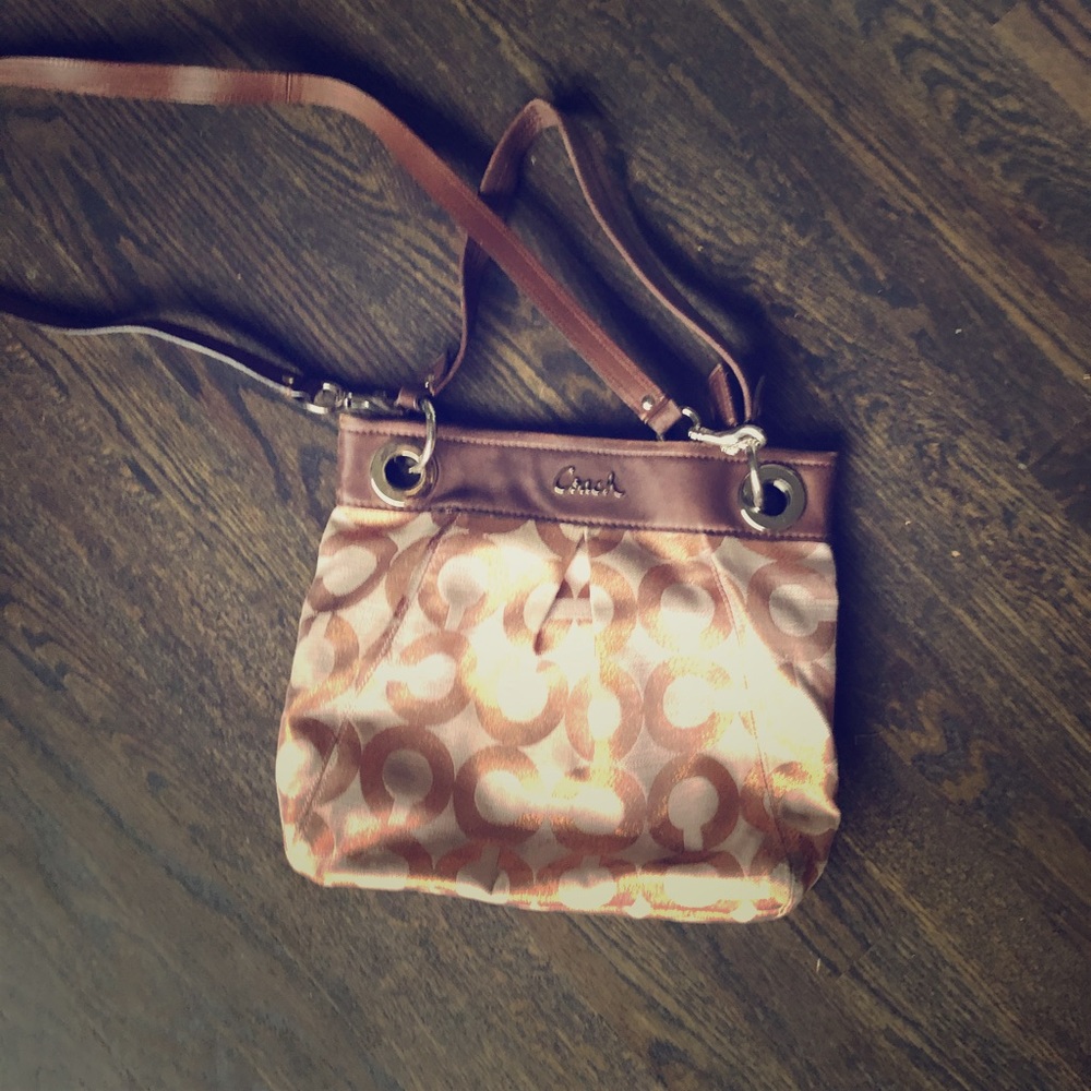 Coach cross over purse
